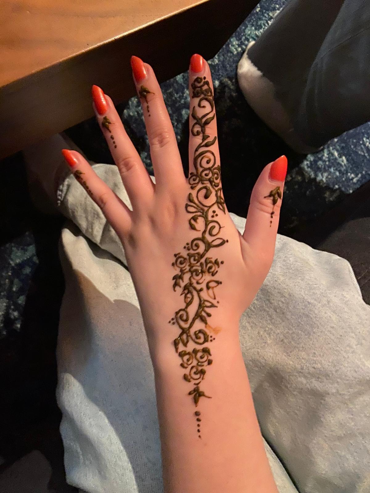 Large floral peony outline in fresh henna paste
